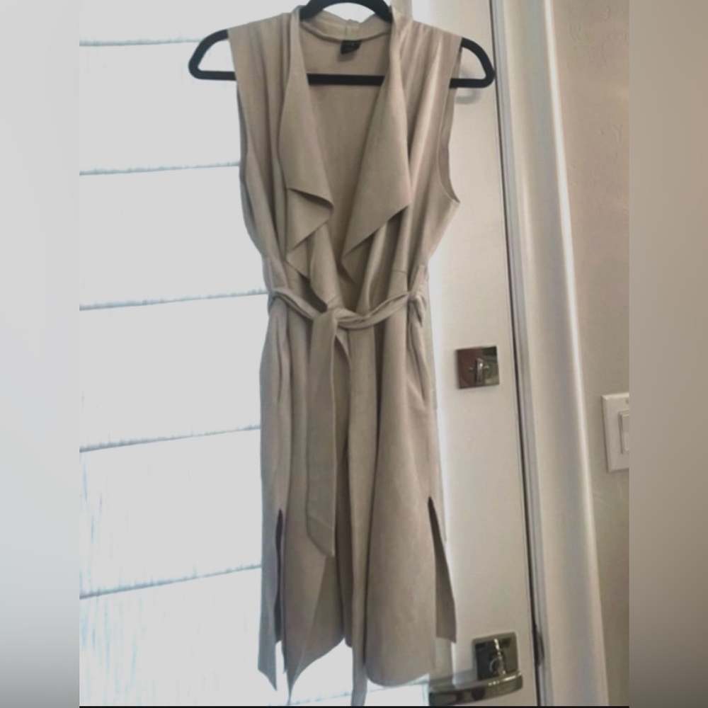 Suede (faux) Jacket/Vest Cream/Light taupe Size Medium. - Picture 2 of 9